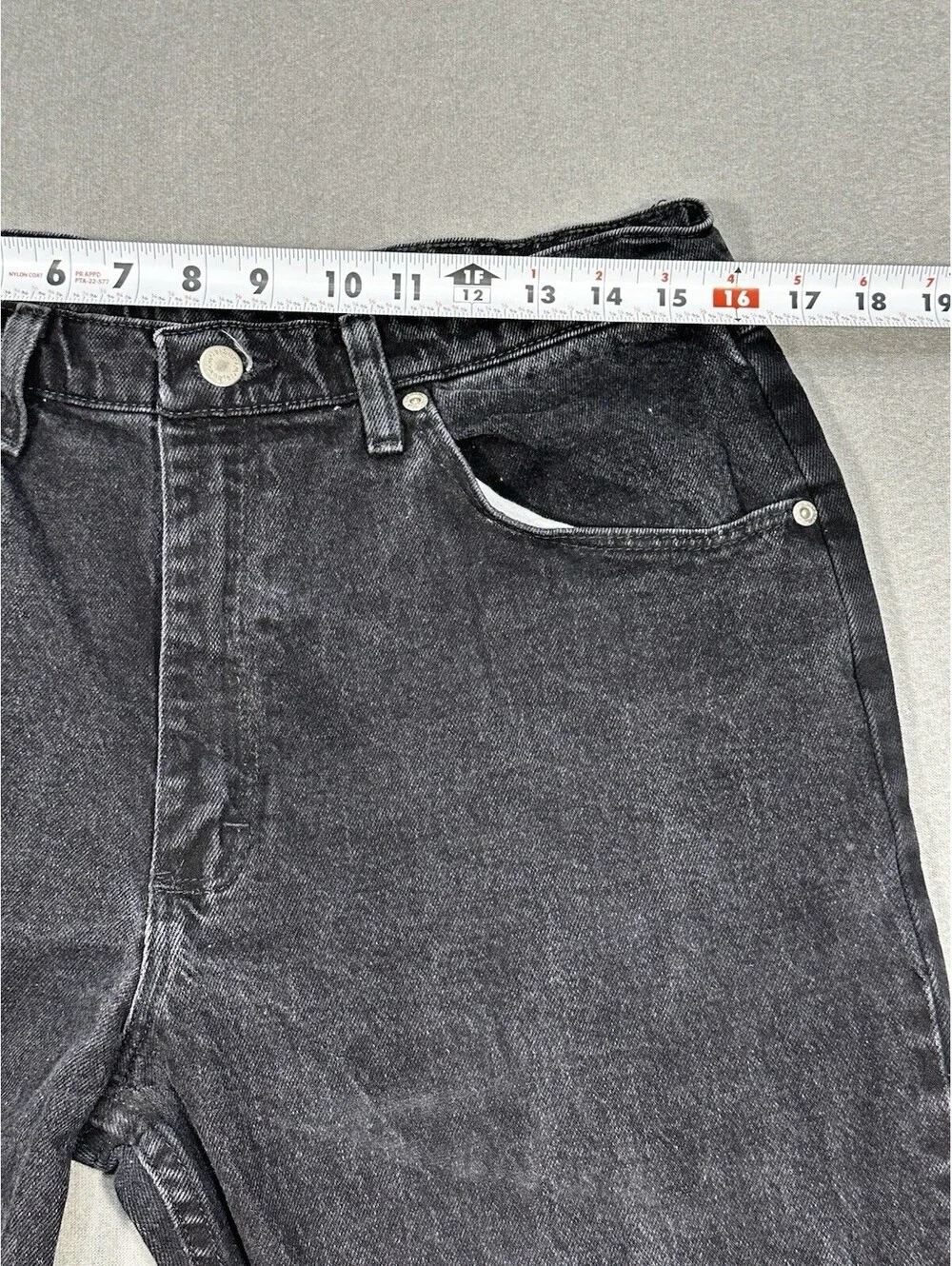 Wrangler Jeans Mens 31x31 Black Denim Straight Leg Authentic Classic Fit